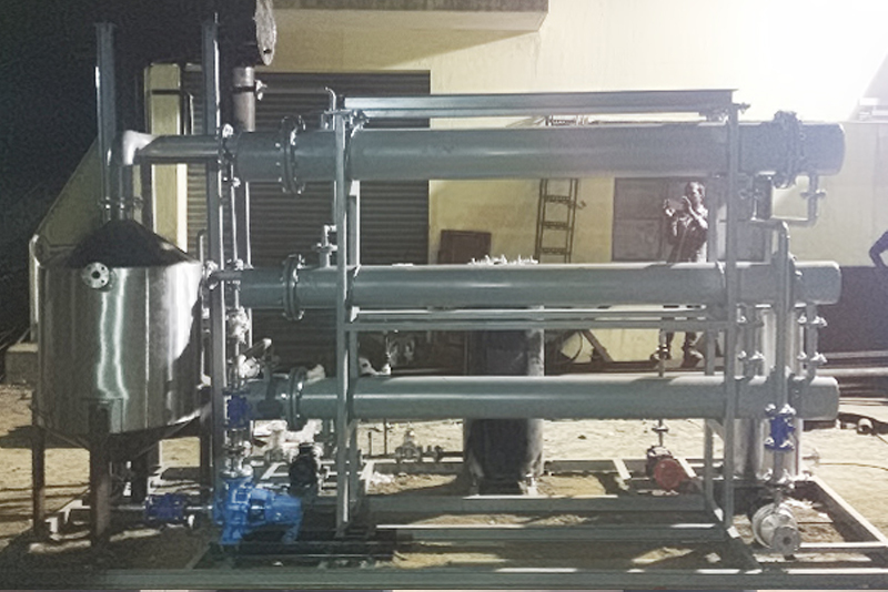 EVAPORATOR
